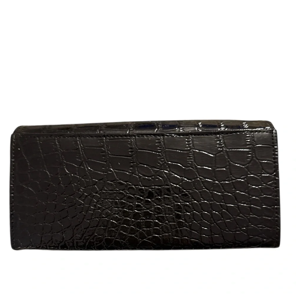 Metropolitan Croc Embossed Bifold Kiss Lock Wallet Clutch Black Vegan Leather